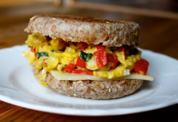 Mozzarella-and-Egg-White-Breakfast-Sandwich-Header_lrgkde